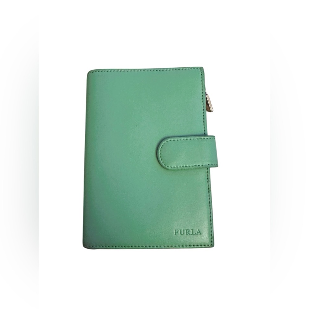 Vintage Furla wallet